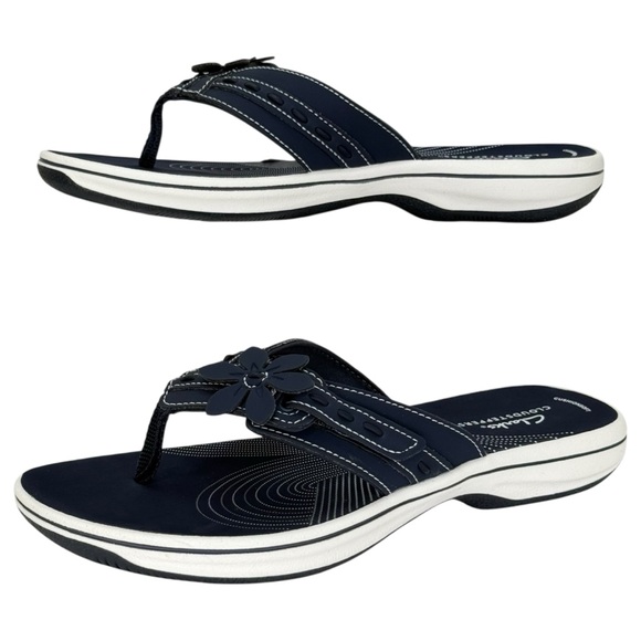 Clarks Breeze Opal Navy Faux Leather Womens Thong Sandals Size 8M - Picture 10 of 12